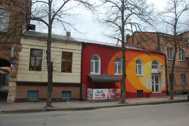 kar2874-03a.jpg (55070 bytes)