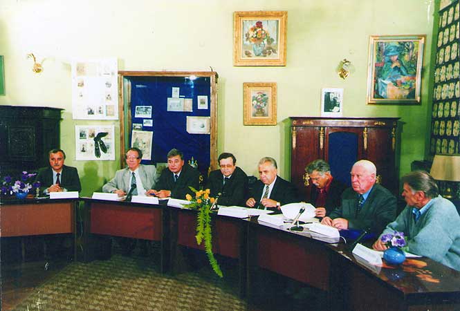 fp01.jpg (42380 bytes)