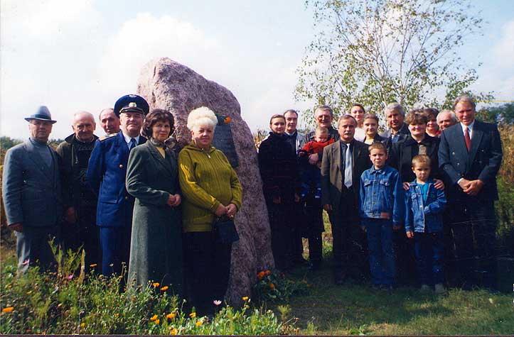 fp13.jpg (57143 bytes)