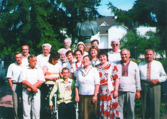 fp45.jpg (50058 bytes)