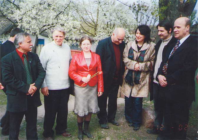 fp49.jpg (48446 bytes)